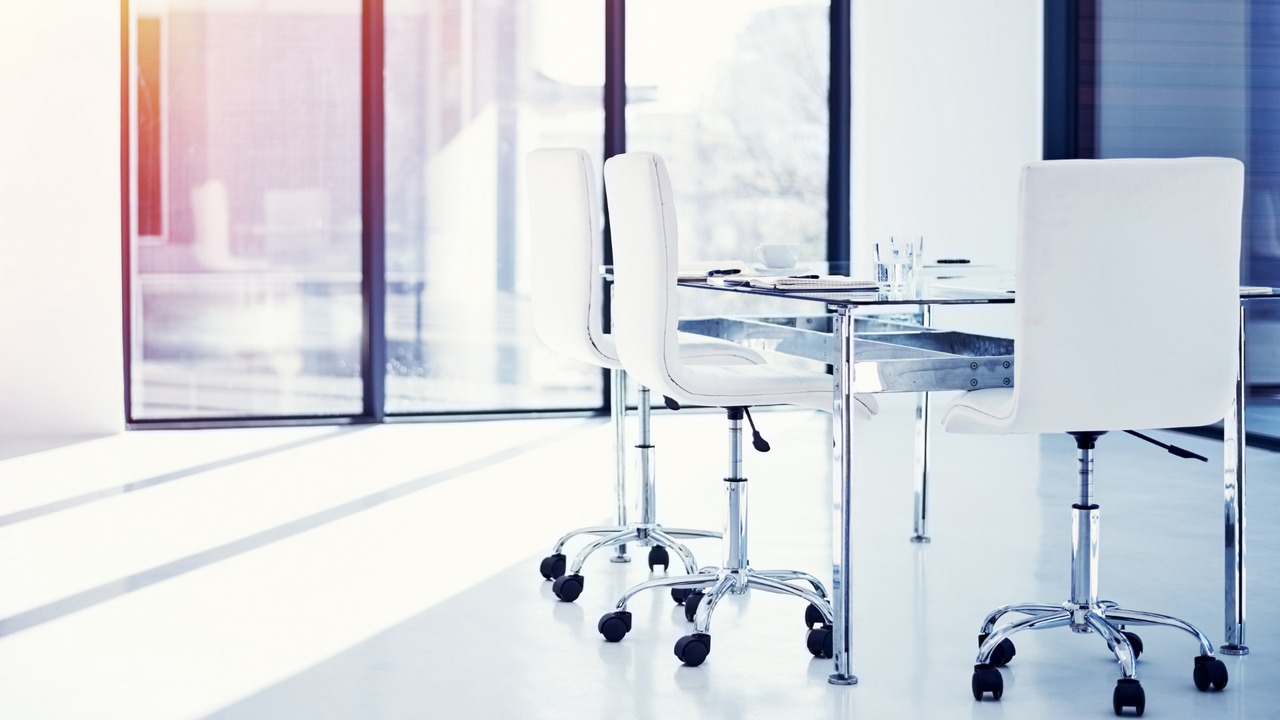 How to Decorate Your Office and Create a Productive Atmosphere image - How to Decorate Your Office and Create a Productive Atmosphere