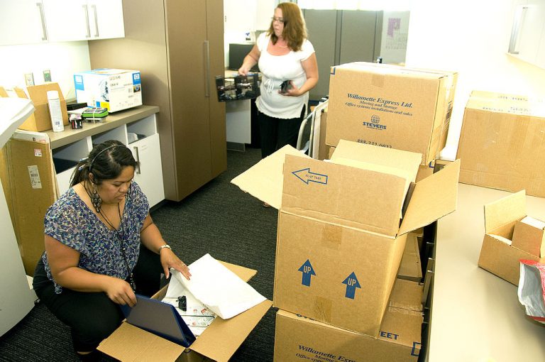 The Best Way to Unpack After Moving