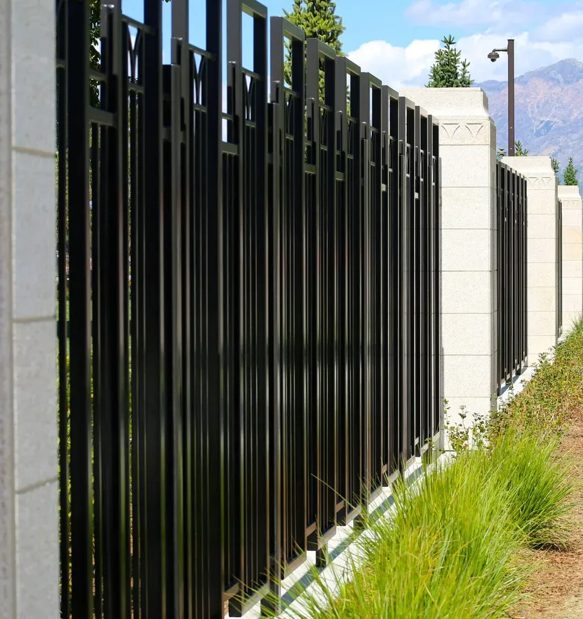featured image - 5 Points to Note About Construction Prices and Estimates for Exterior Fences