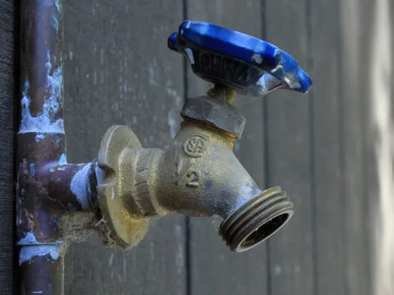 featured image - How Do I Find Local Plumbers