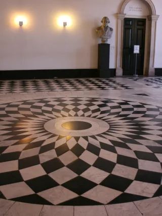 featured image - The Ultimate Guide to Hardwood Floors-Wood or Laminate