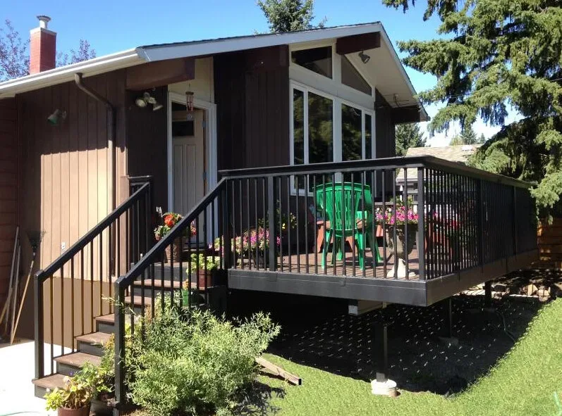 featured image - How to Choose the Best Deck Builders