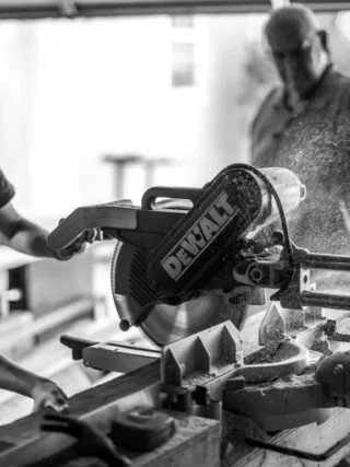 featured image - 4 Tips and Advice to Help You with Your Power Equipment