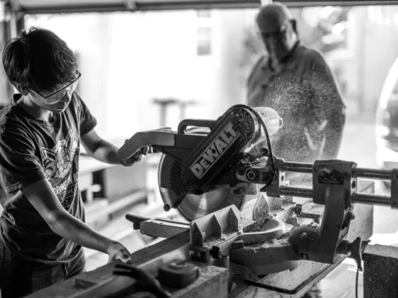 featured image - 4 Tips and Advice to Help You with Your Power Equipment