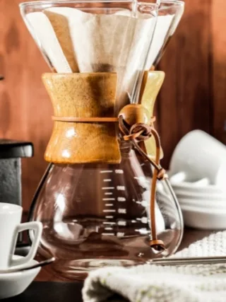 featured image - Benefits of Using a Coffee Maker with an Integrated Grinder