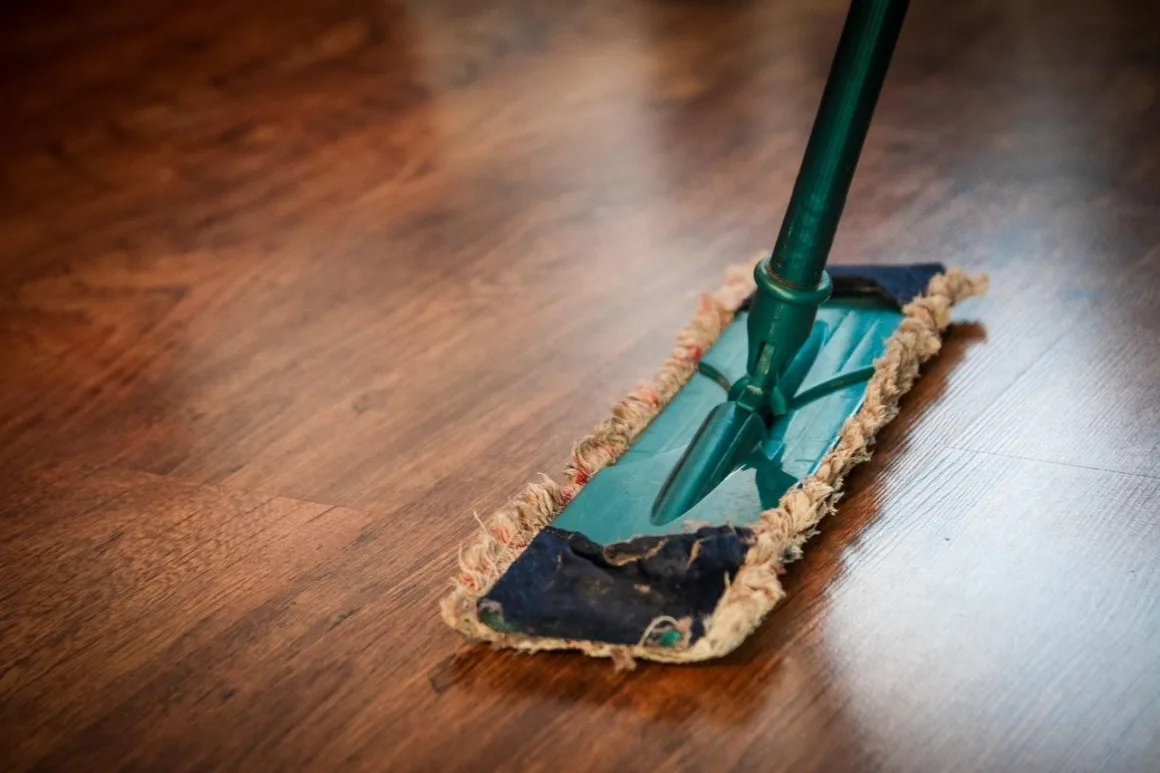 featured image - How to Clean Your House Like a Pro