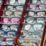 featured image - Important Things to Know Before You Buy Your Eyeglasses Online