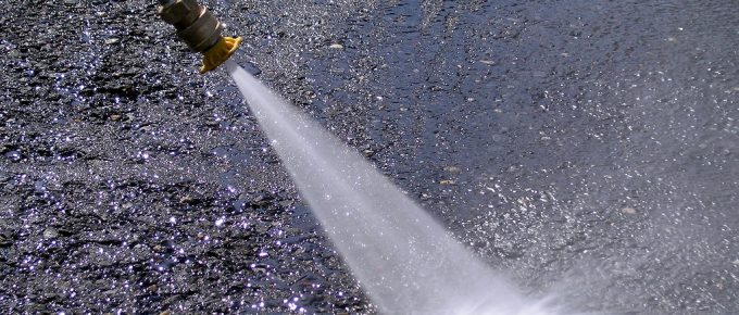 What Is the Difference Between a Power Washer and A Pressure Washer?