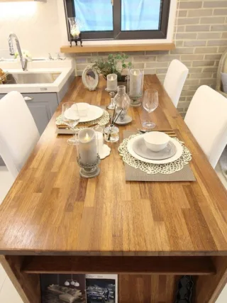 featured image - Choosing the Best Dining Table