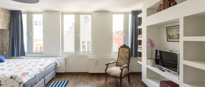 How to Make Your Apartment Feel Extra Cozy