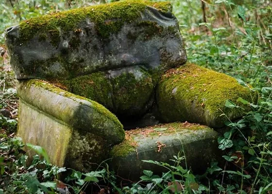 featured image - 5 Inspiring Ways to Revive Your Old Recliner and Save Money