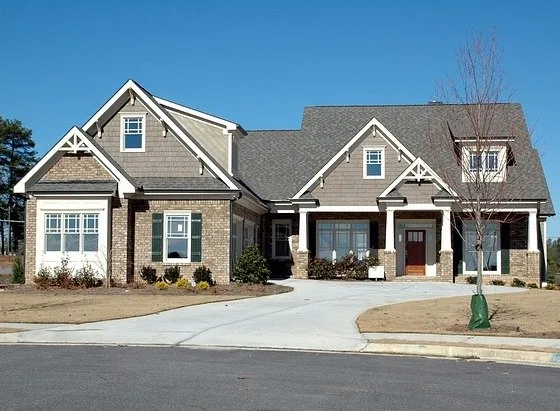 featured image - Is There a Difference Between a Realtor and a Real Estate Agent?