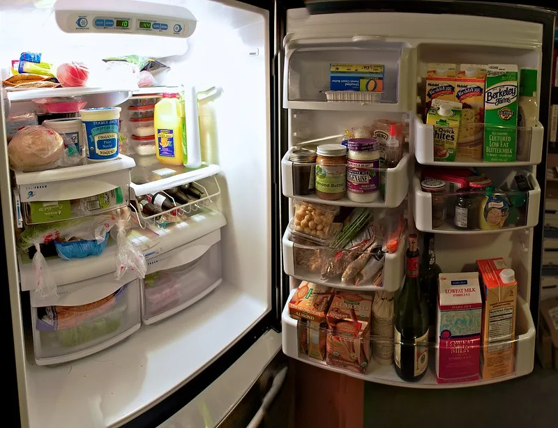 featured image - Things to Consider When Buying a Refrigerator for Home