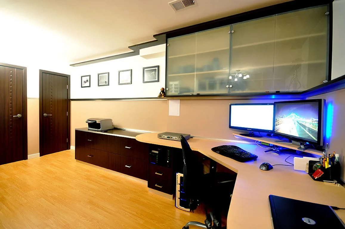 featured image - Tips for Transforming your Basement Into an Office