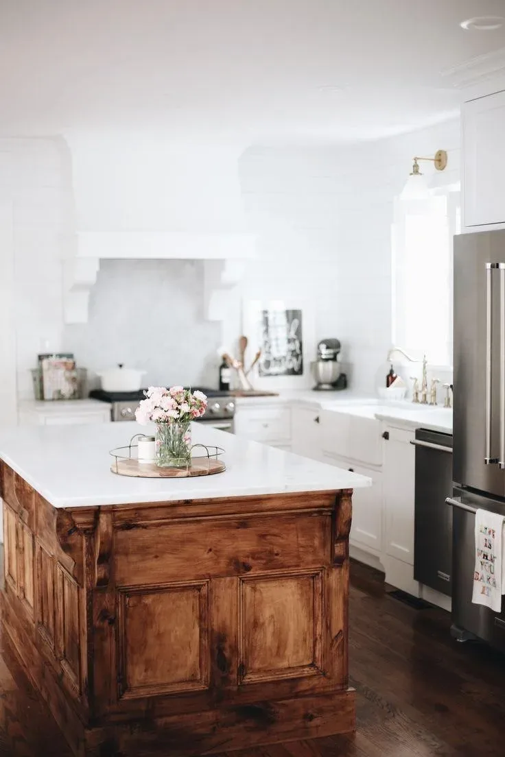 featured image - Top 10 Features of a Coastal Kitchen