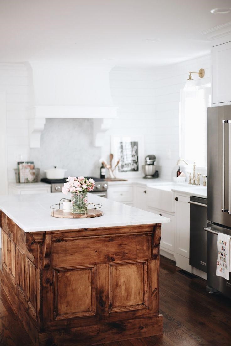 Top 10 Features of a Coastal Kitchen image - Top 10 Features of a Coastal Kitchen