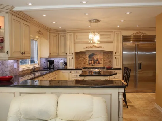 featured image - What Are the Top Trends in Kitchen Cabinetry Refinishing In 2021?