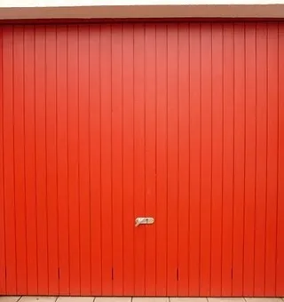 featured iamge - How Much Does It Cost to Fix a Garage Door?