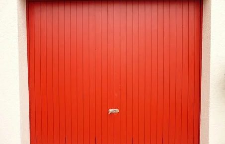 How Much Does It Cost to Fix a Garage Door?