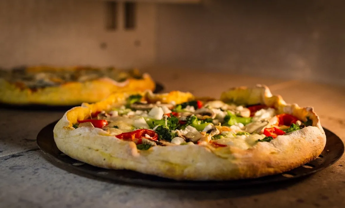 featured image - How to Make the Perfect Pizza with the Ooni Pizza Oven