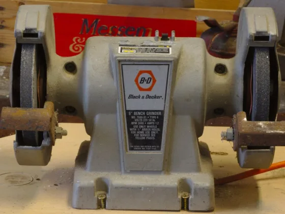 featured iamge - How to use a Bench Grinder Safely? Basics & Safety