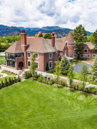 featured image - Landscaping in Sacramento