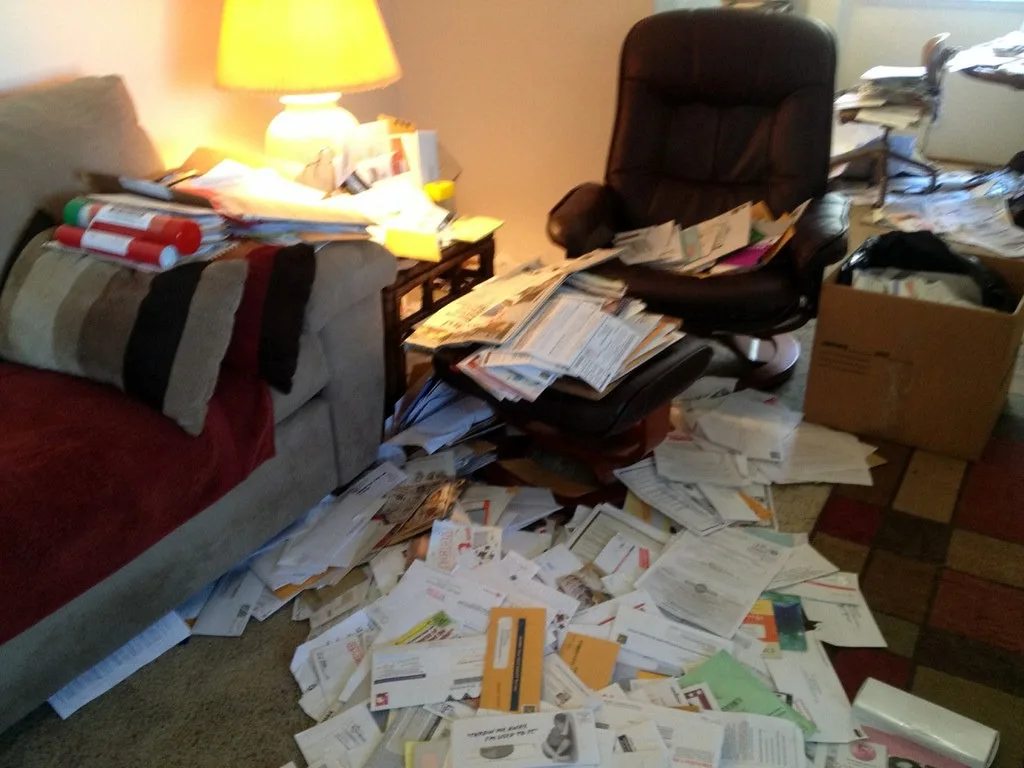 featured image - How Do I Get Rid of All the Junk in My House?