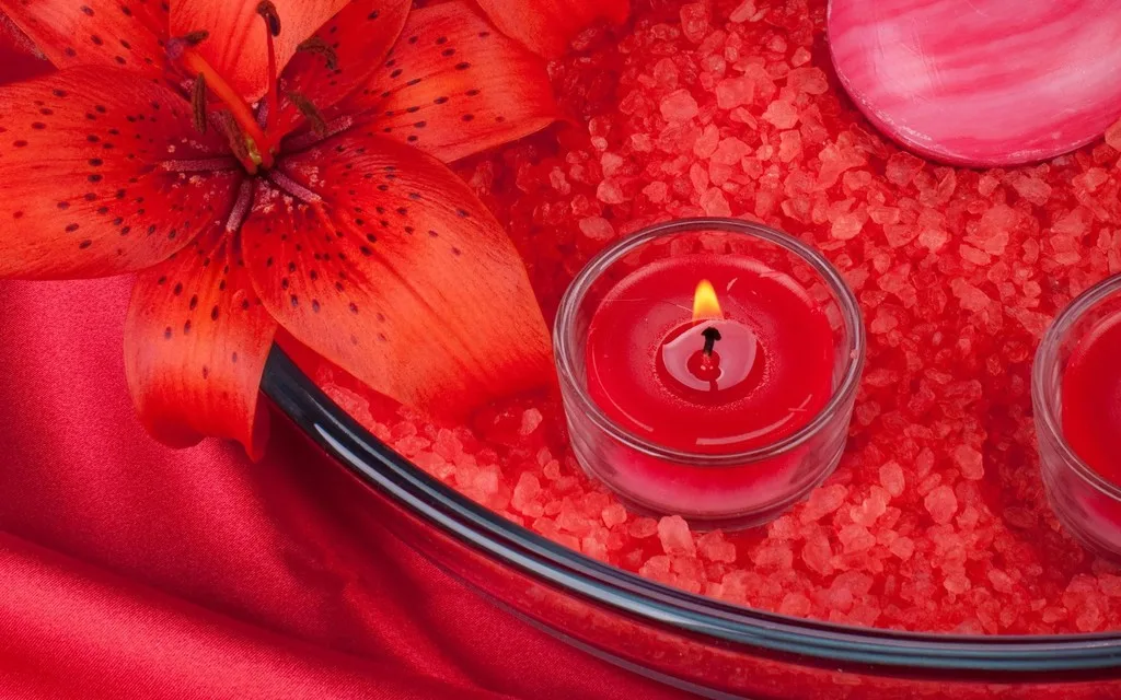 featured image - The Perfect Scented Candle Aroma to Get Rid of Stress and Anxiety