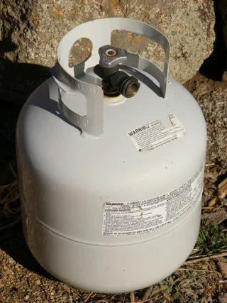 featured image - What's That Smell Signs that Help Detect a Propane Leak in your Home