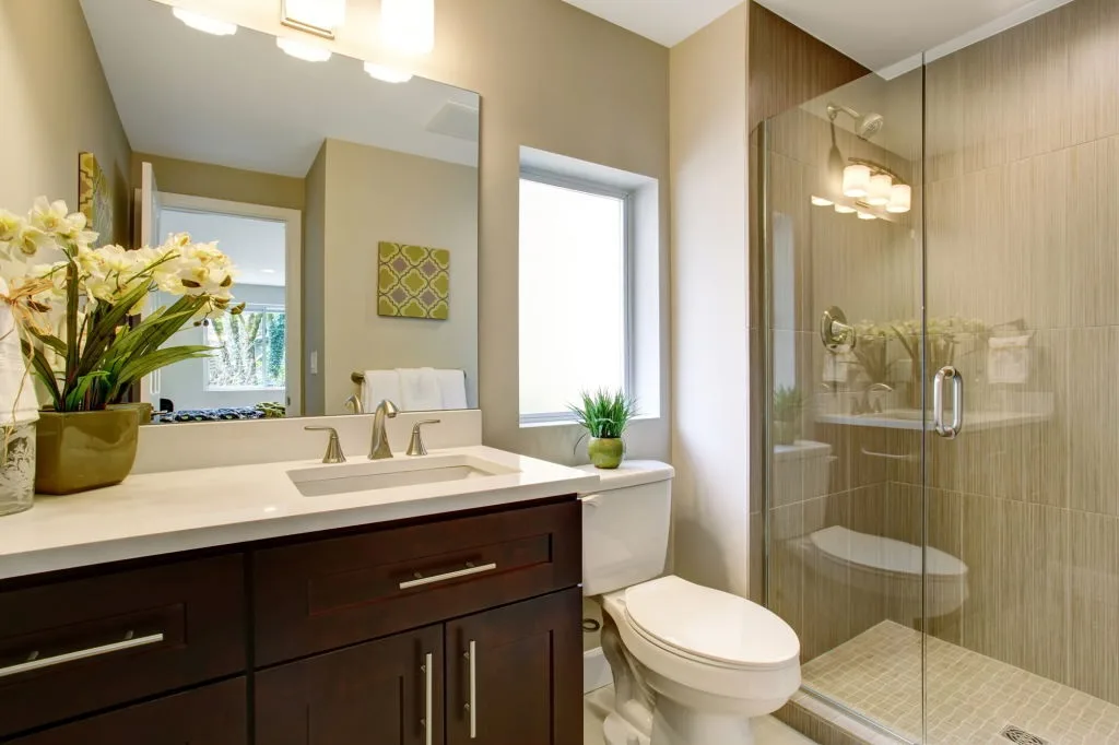 featured image - 6 Great Tips to Combat Bathroom Mold