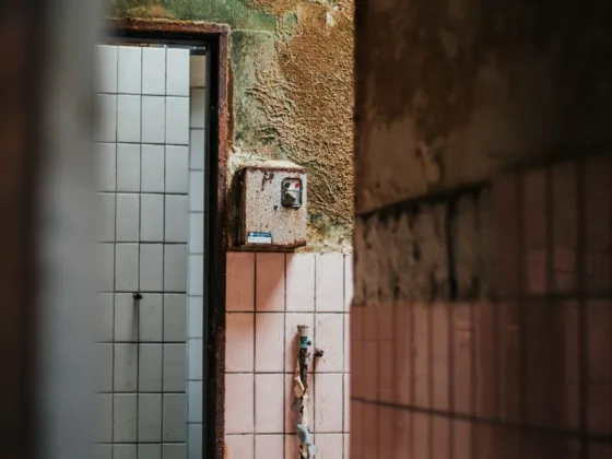 featured image - What Causes Water Damage in the Bathroom?