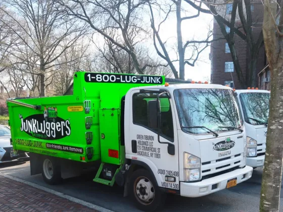 featured image - Reason to Hire a Junk Removal Service