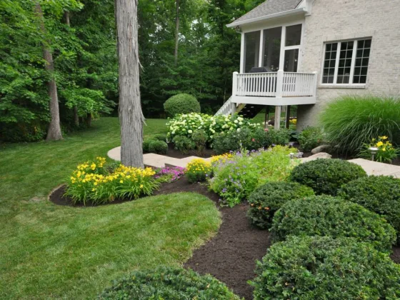 featured image - 9 Landscaping Design Ideas for Front of House