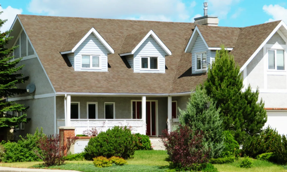 featured image - 9 Ways to Find the Best Commercial Roofing Value