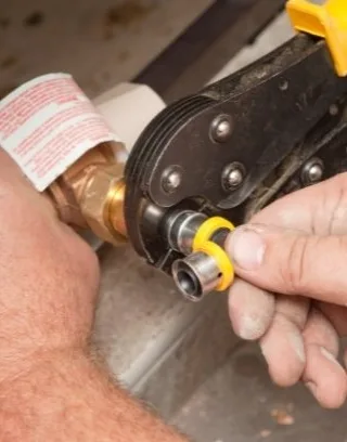 featured image - How to Use PEX Crimp Tool?
