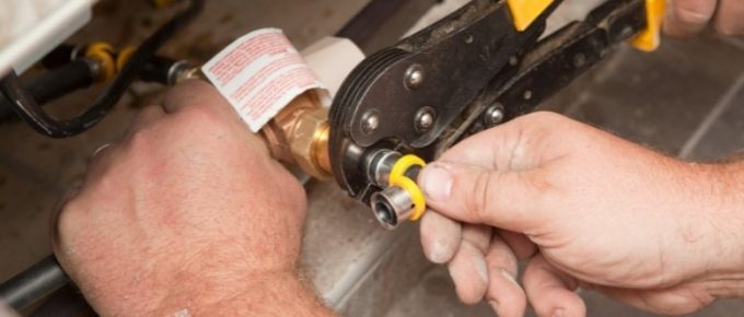 How to Use PEX Crimp Tool?