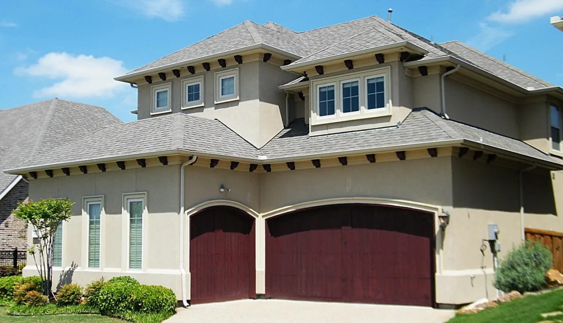 featured image - 4 Reasons Why Your Garage Door Isn’t Closing