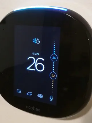 featured image - 5 Advantages of Installing a Smart Thermostat