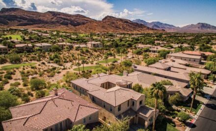 featured image - 5 Reasons to Retire in Summerlin, NV
