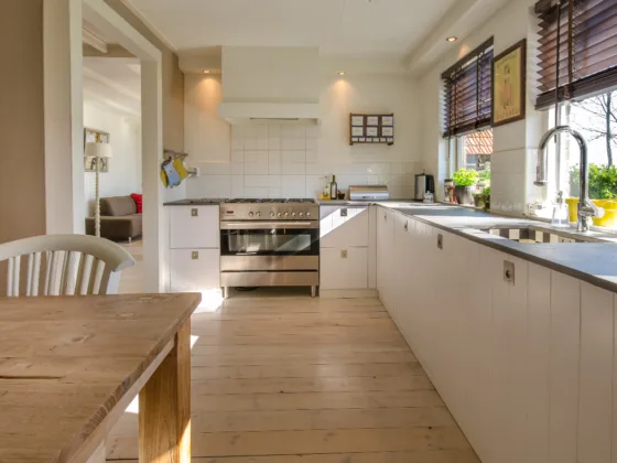 featured image - 7 Best Tips to Keep the House Clean