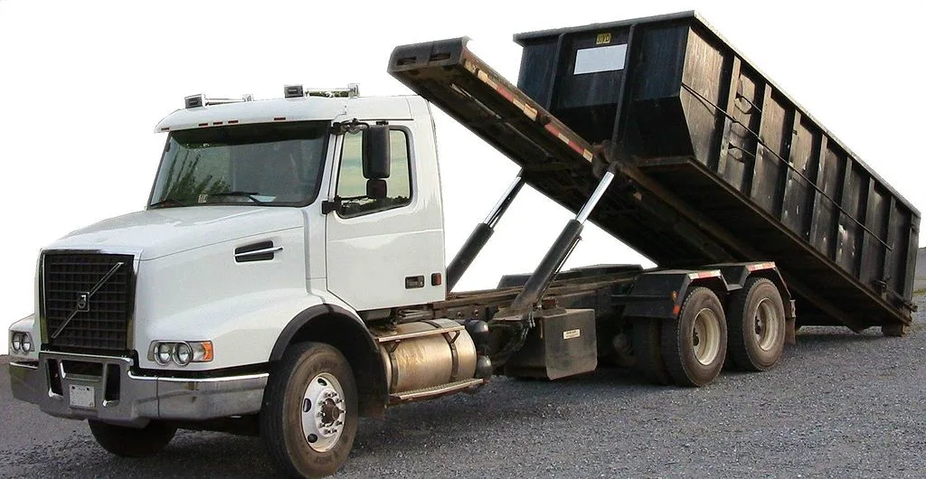 featured image - Why Choose a Rental Dumpster Junk Removal Made Easy
