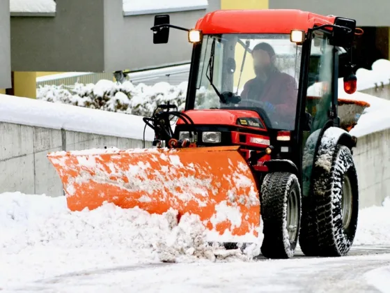 featured image - 6 Things You Need to Know Before Signing a Commercial Snow Removal Contract