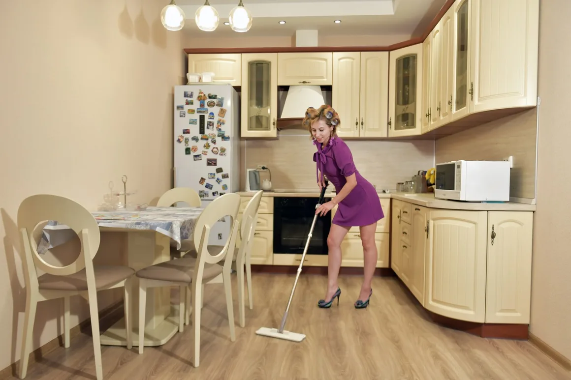 featured image - Keep Your Home Healthy by Avoiding These Housekeeping Mistakes