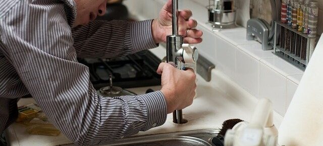10 Warning Signs You Have a Plumbing Problem