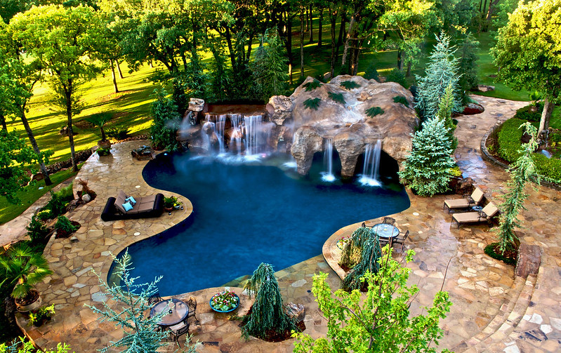 image - 5 Tips for Choosing the Right Landscape Contractor