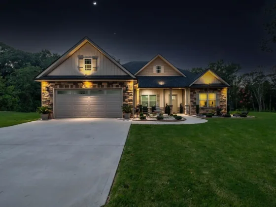 featured image - Best Ways: How to Sell Your House Fast and Stress Free in Houston