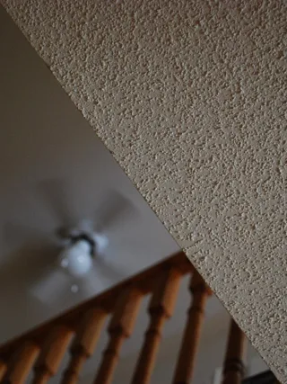 featured image - How to Repair a Popcorn Ceiling
