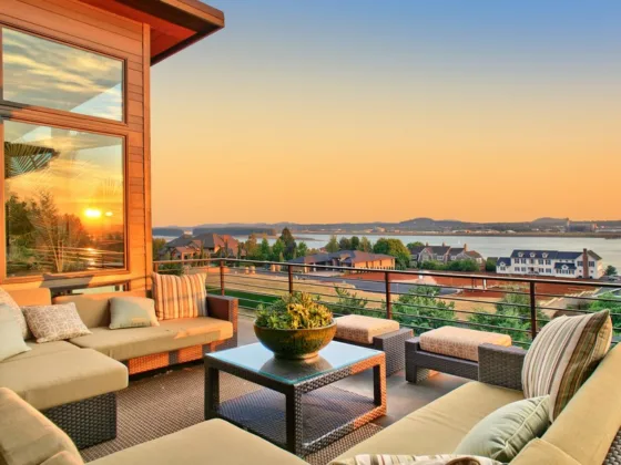 featured image - 4 Trendy Ways to Upgrade Your Outdoor Living Space