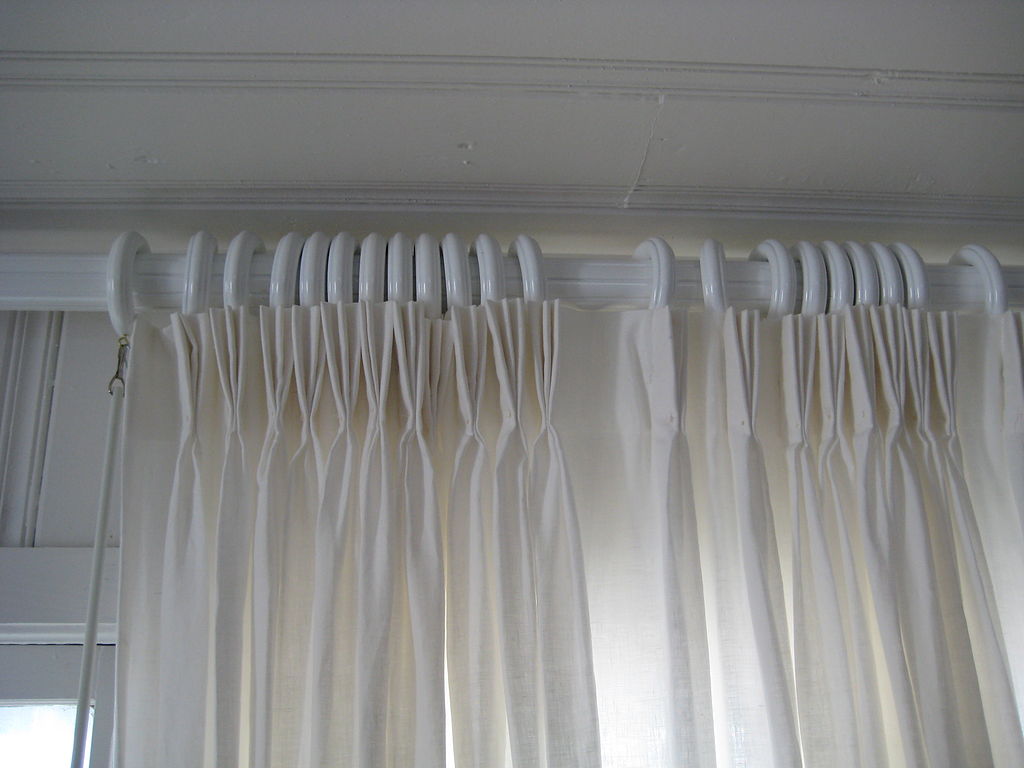 image - 7 Health Benefits of Regular Curtain Cleaning