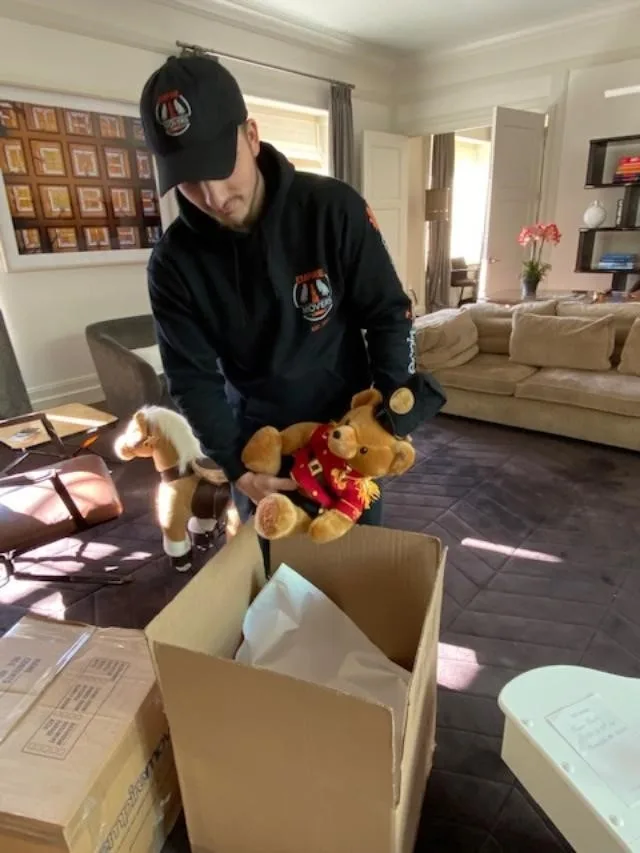 featured image - 7 Tips to Reduce the Stress When Moving